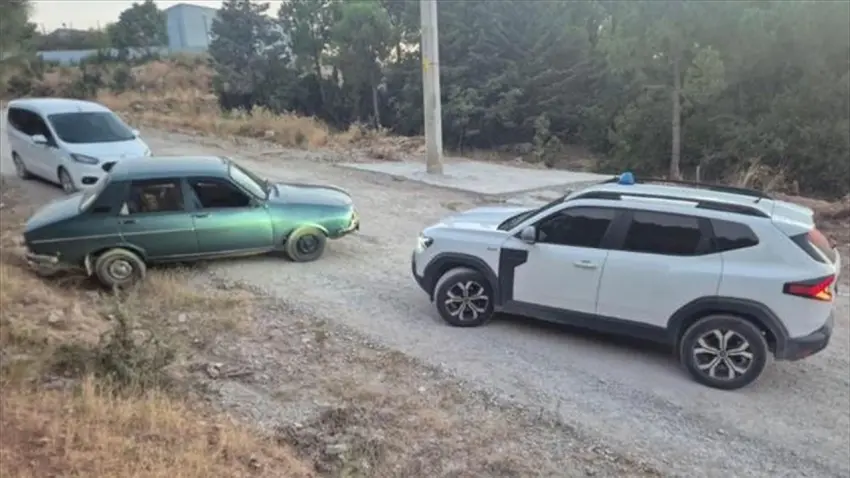 Eski kız arkadaşını silahla tehdit edip alıkoyan şüpheli tutuklandı haberinin görseli