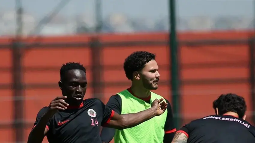 Göztepe’de Gençlerbirliği mesaisi tamam! Gözler kritik maçta haberinin görseli
