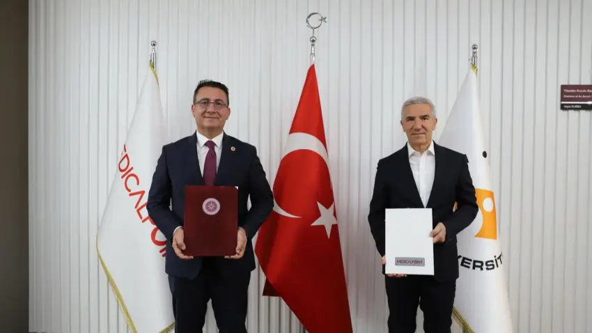 İEÜ Medical Point ve İYTE’den sağlık teknolojileri için güç birliği haberinin görseli
