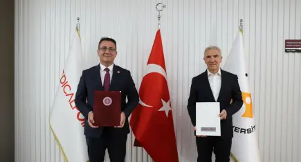 İEÜ Medical Point ve İYTE’den sağlık teknolojileri için güç birliği