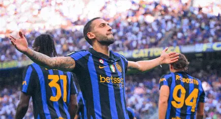 Inter lige hızlı başladı! Hakan Çalhanoğlu golünü attı, Monza’yı 4-1 mağlup etti