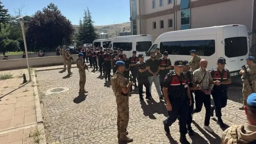 Çankırı Merkezli 19 ilde yasa dışı bahis operasyonu: 2,4 milyar liralık işlem hacmi tespit edildi haberinin görseli