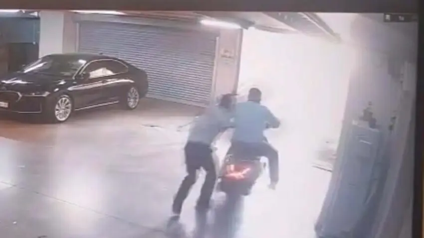 Çiğli Belediye Başkanı’nın makam aracına silahlı saldırı: 2 şüpheli tutuklandı haberinin görseli