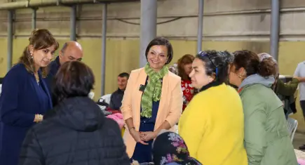 Kadınların el emeği Karabağlar'da ‘Kadın Emeği Pazarı’nda satışa sunulacak