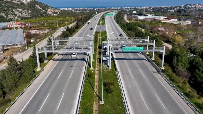 Kara yollarında serbest geçiş devri başladı: Gişeler tek tek kaldırılıyor! haberinin görseli