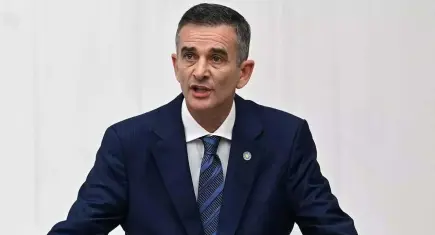 Ümit Dikbayır’dan AK Parti daveti açıklaması: Erdoğan ile görüştüm, kararı aileme bıraktım