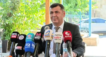 CHP Manisa İl Başkanı Engin Uzun görevinden ayrıldı