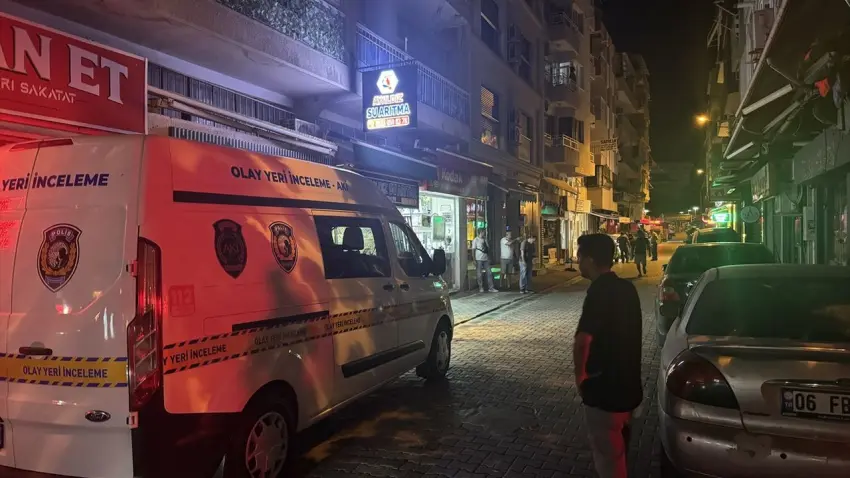 İzmir'de silahlı kavgada yaralanan kişi hastanede hayatını kaybetti haberinin görseli