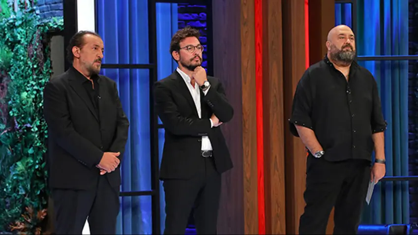 MasterChef'te fırın ürünleri yarıştı! MasterChef’te bu akşam hangi takım kazandı, eleme potasına kim gönderildi? haberinin görseli