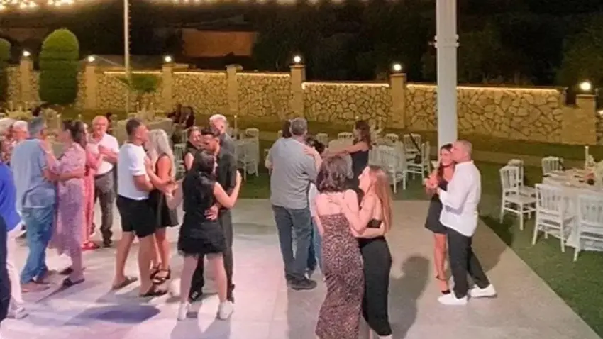 Nikahtan bir gün önce ayrıldı, düğün salonunu iptal etmeyip gelinsiz eğlendi! haberinin görseli