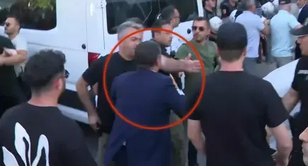 Numan Kurtulmuş, İYİ Partili vekili aradı