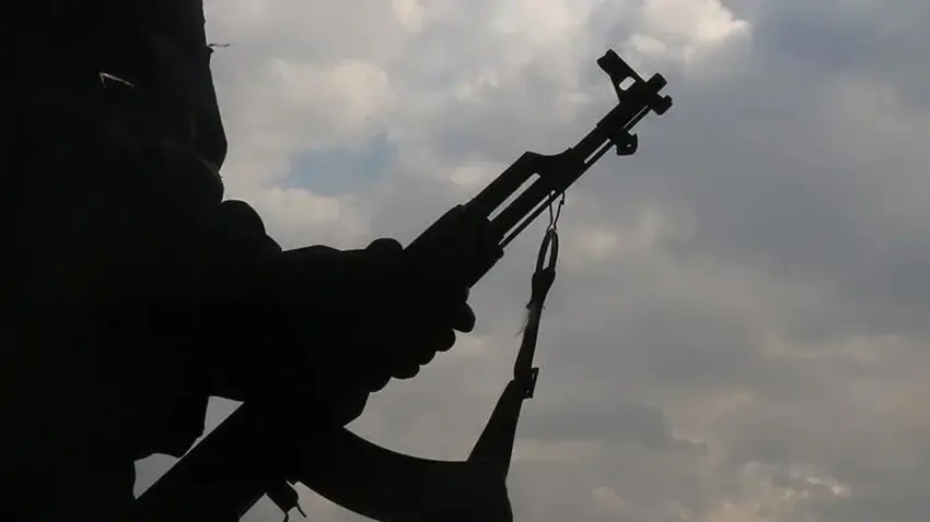Suriye’deki terör örgütü YPG feshedildi haberinin görseli
