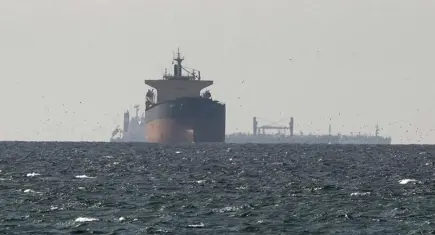 Umman açıklarında petrol tankerine saldırı: Gemi kullanılamaz hale geldi