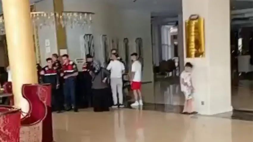 Yalova’da otel çalışanları eylem başlattı haberinin görseli