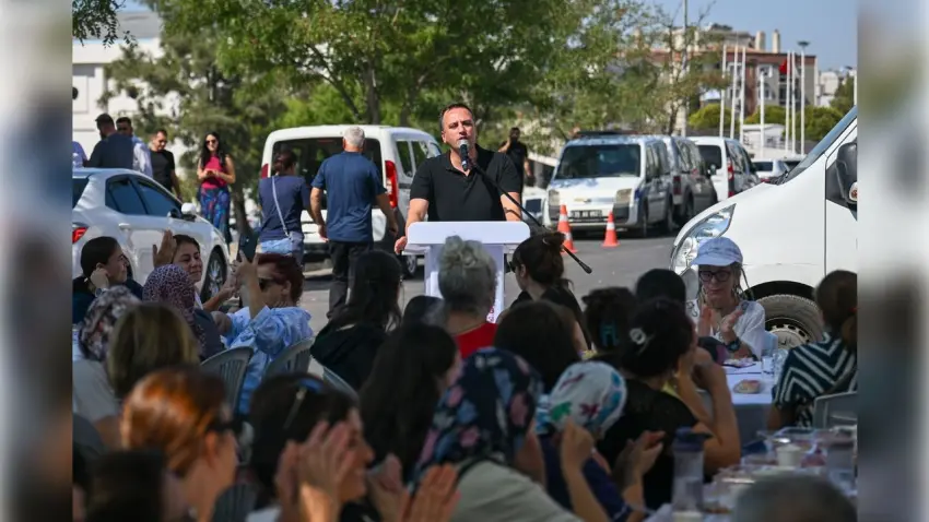 Başkan Eşki, Kent Bostanı’nda üreten kadınlarla buluştu haberinin görseli