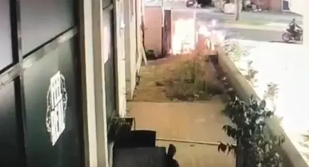 İstanbul'da el bombalı saldırı