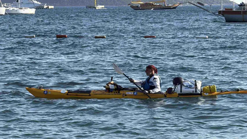İstanbul’dan kanoyla yola çıktı, 83 gün sonra Bodrum’a ulaştı haberinin görseli