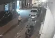 Kadını darp eden şüpheliye müdahale eden polislere saldırı: 4 şüpheli tutuklandı