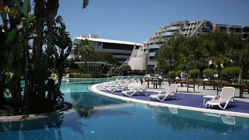 Otel ve pansiyonlarda yeni dönem: Resepsiyondan havuza tüm kurallar değişti! işte yeni yönetmelik haberinin görseli