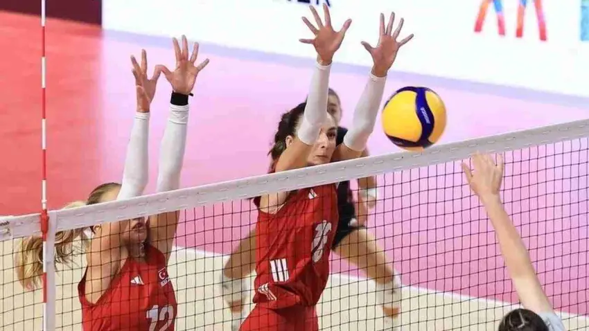 Türkiye Voleybol Takımı İtalya’da yoluna kayıpsız devam ediyor haberinin görseli