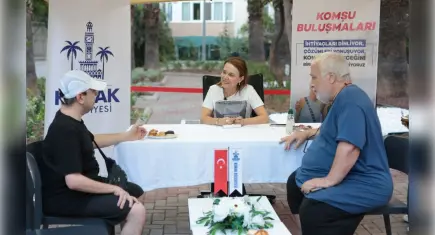 Başkan Mutlu Güzelyalı ve Göztepe’de vatandaşları dinledi