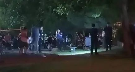 Bebek arabasından ruhsatsız tabanca çıktı! 