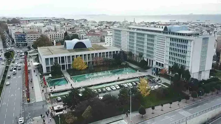 İmamoğlu soruşturmasında duruşma ertelendi: Sanıklardan suçlamalara itiraz haberinin görseli