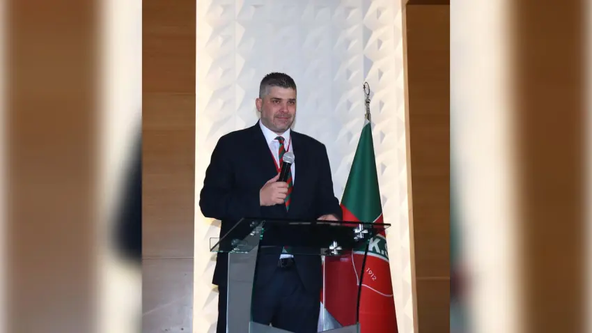 Karşıyaka SK sokağa iniyor: Kombine için kapı kapı gezecekler haberinin görseli