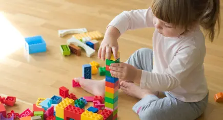 Konak Belediyesi’nden çocuklu annelere ‘oyun evi’ kolaylığı