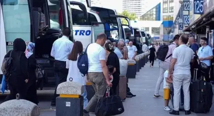 Otobüs firmalarında kaptan şoför krizi: Talep patladı, çalıştıracak şoför bulunamıyor!