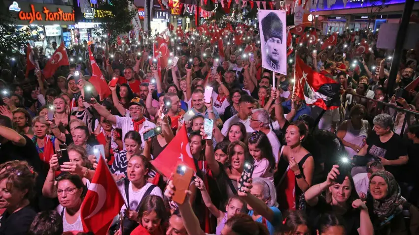 TCG KARŞIYAKA ilk kez Karşıyaka’da: Zafer Bayramı gemide kutlanacak haberinin görseli