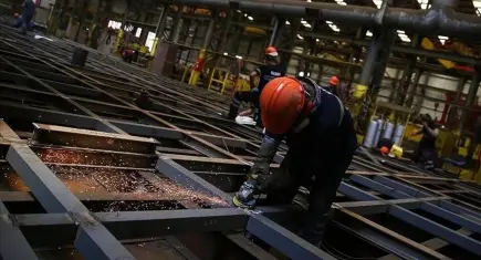 TÜİK 2025 verileri: Hizmet sektörü istihdamda, ticaret ciroda zirvede