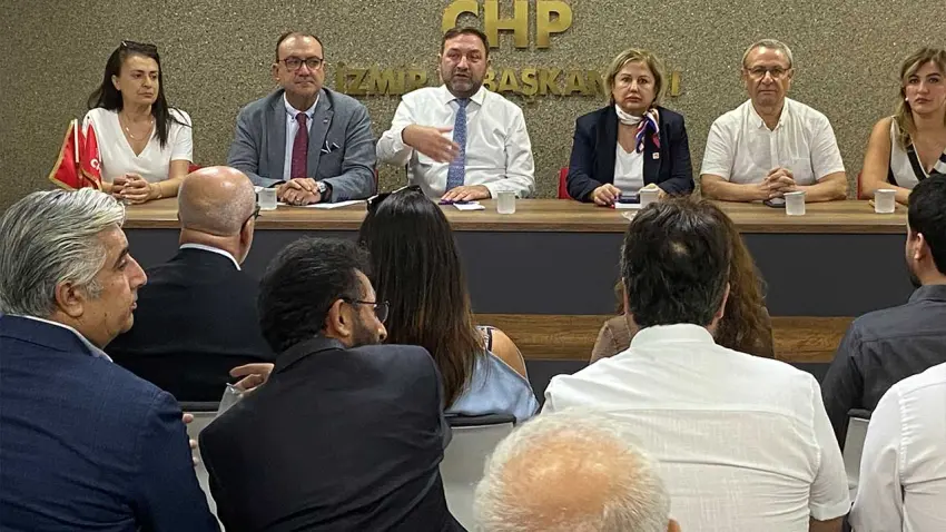 CHP İzmir’de ilçe başkanları ikinci kez bir araya geldi haberinin görseli