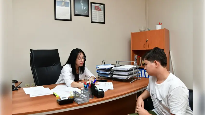 ÇİBEM öğrencilerinden YKS’de büyük başarı: Hayallerindeki fakültelere yerleştiler haberinin görseli
