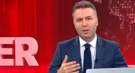 Tahliye ve beraat vaadiyle Mehmet Akif Ersoy'dan para talep eden 1'i avukat 4 kişi gözaltında