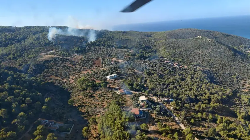 Antalya Kaş’ta orman yangını: Ekipler seferber oldu haberinin görseli