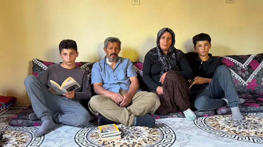 Fen lisesini kazanan ikiz kardeşlere büyük destek: Tek odalı evleri 3+1 oluyor haberinin görseli
