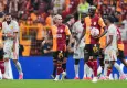Göztepe üstünlüğünü koruyamadı: Gol düellosunda kazanan Galatasaray! 