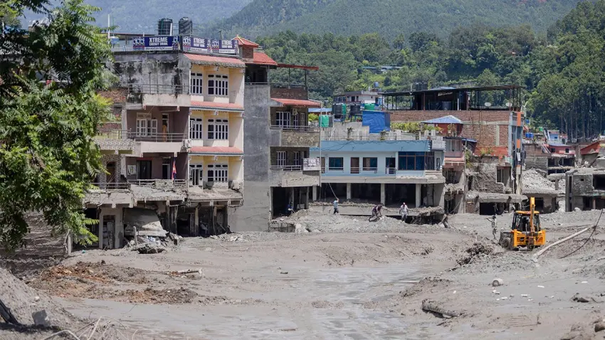 Nepal’deki sel felaketinde can kaybı 626’ya yükseldi haberinin görseli