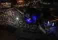 Şafak Sezer’in yeni oyunu “Karanlıkta Kumpas” ilk kez Aliağa’da sahnelendi