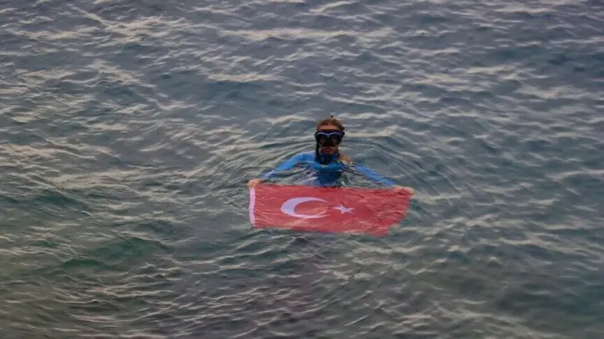 Şahika Ercümen’den 30 Ağustos’a özel ‘Zafer Dalışı’ haberinin görseli