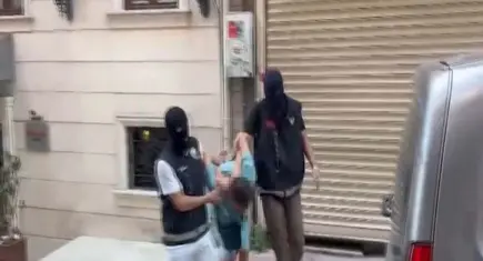 İngiltere'nin aradığı uyuşturucu firarisi Beyoğlu'nda yakalandı