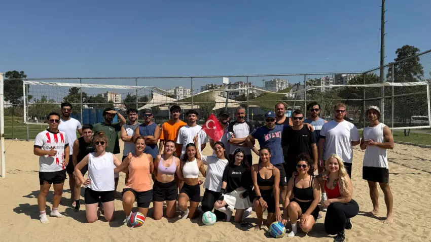 İzmir’de zafer coşkusu sporla buluştu: Free Runners topluluğundan 30 Ağustos’a özel etkinlik haberinin görseli