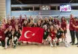 21 yıl sonra gelen şampiyonluk! Akdeniz Oyunları'nda altın madalya kazanan Filenin Sultanları yurda döndü