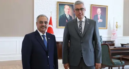 Bakan Memişoğlu, D8 Ekonomik İşbirliği Genel Sekreteri Mahmood ile görüştü