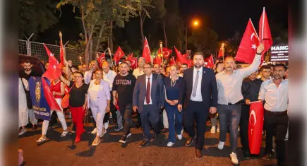 Buca’da 30 Ağustos coşkusu sahalara da taşındı