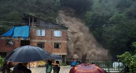 Giresun'da sağanak: Metrekareye 200 kilogram yağış düştü, milyonluk hasar oluştu!
