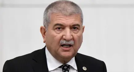 Kani Torun, Yeni Yol Partisi'nden istifa etti