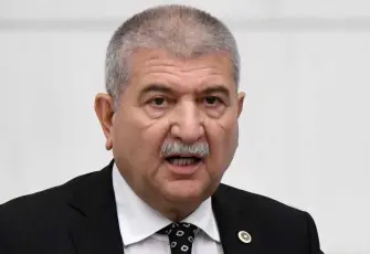 Kani Torun, Yeni Yol Partisi'nden istifa etti