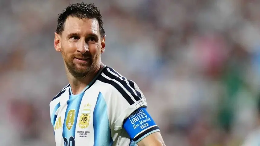 Lionel Messi milli takım kariyerini noktaladı haberinin görseli